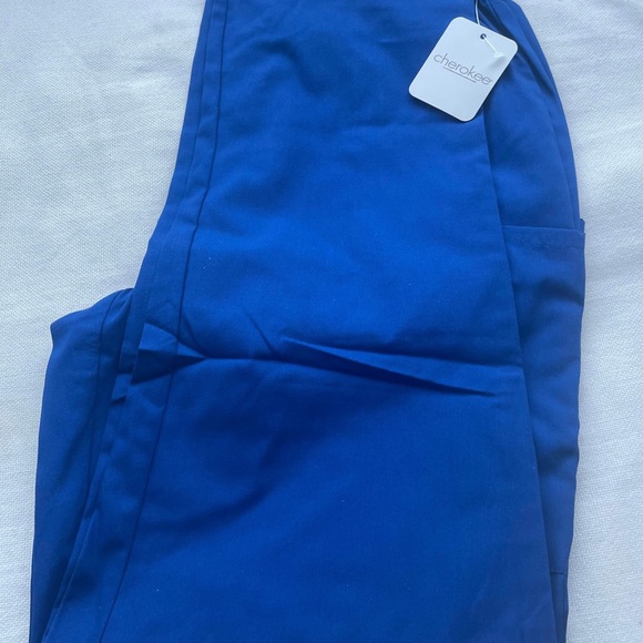 BNWT Cherokee Scrub Set Top M Pants S in Blue Color - Picture 5 of 6